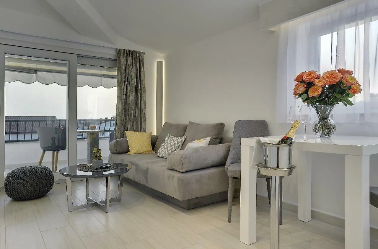 פולה Apartments Zanetti 2 0*,