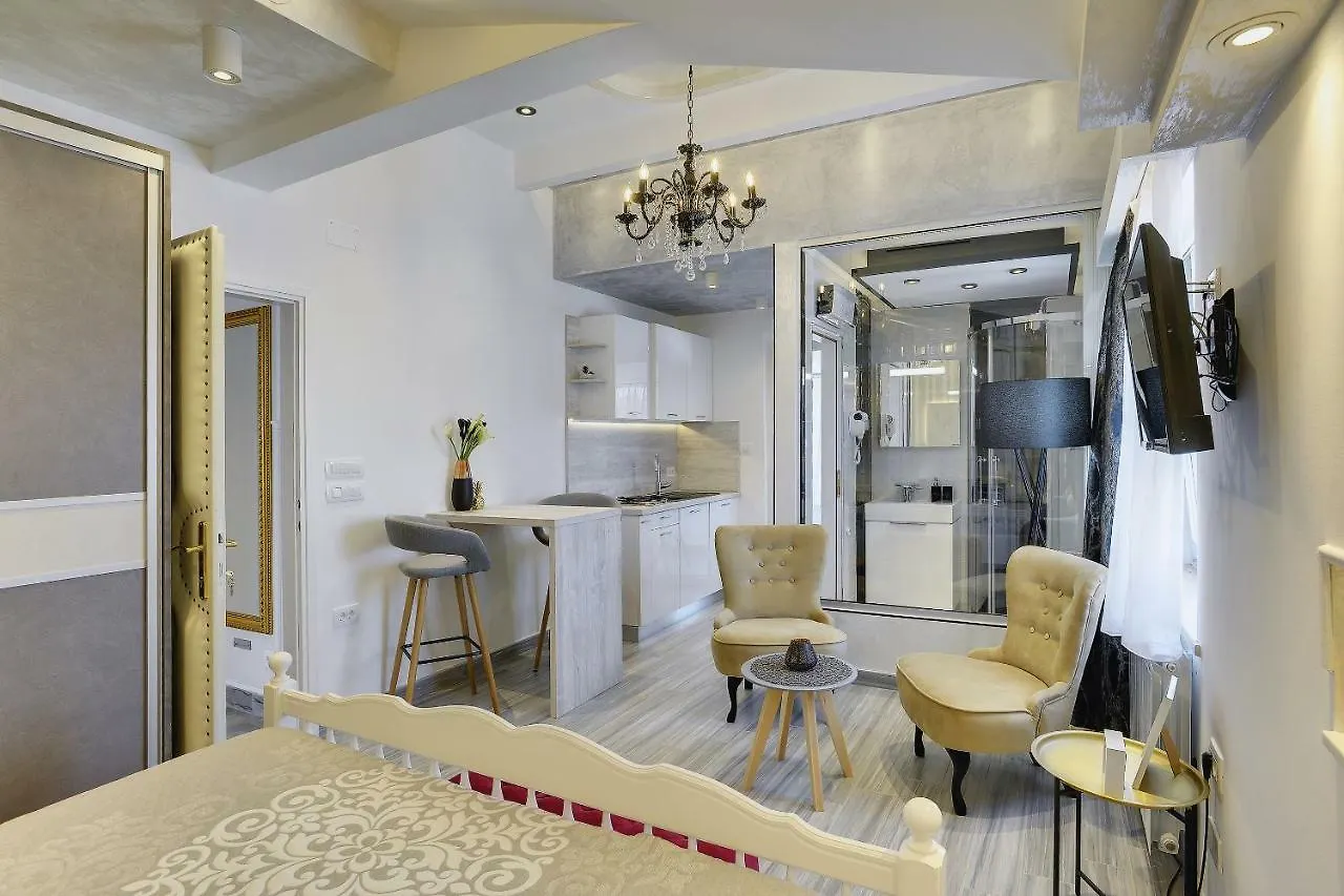 פולה Apartments Zanetti 2 0*,